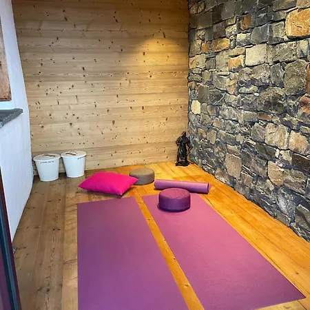 アパート Charming Mountain Flat With Sauna *