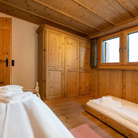 Charming Mountain Flat With Sauna *